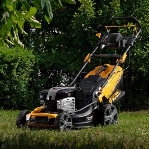 Газонокосилка бензиновая GLD-520SP-BS, 163 см3, Briggs Stratton, ширина 52 см, привод, 60 л Denzel