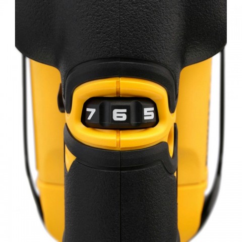 Электролобзик DeWALT DCS334N-XJ