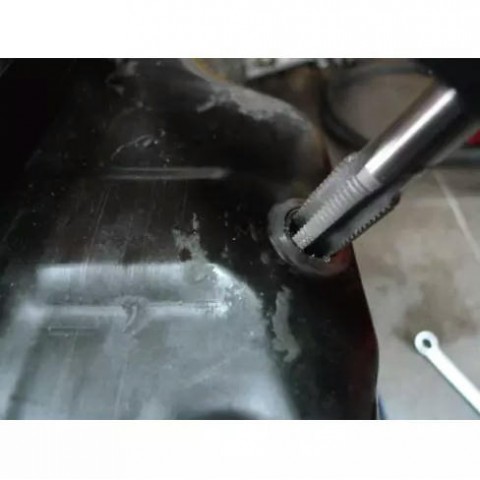 Набор для восстановления резьбы отверстия масляного поддона (картера) М15х1,5