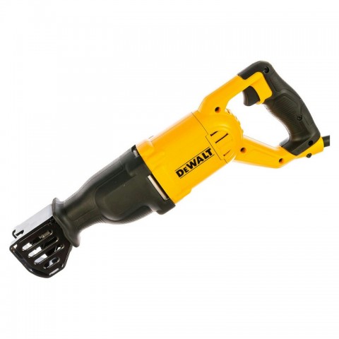 Сабельная пила DeWALT DWE305PK