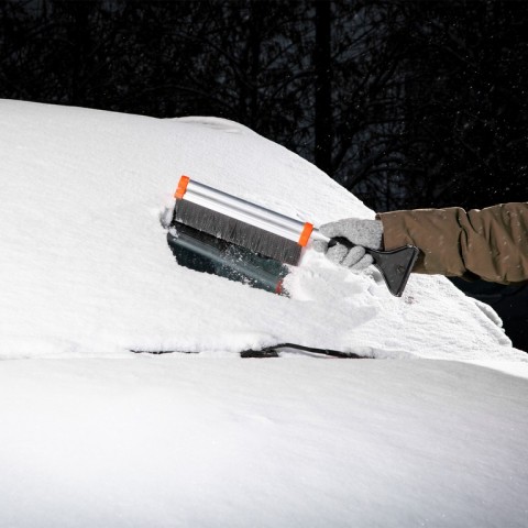 Щетка-сметка для снега со скребком, телескопическая 41-60 см Stels