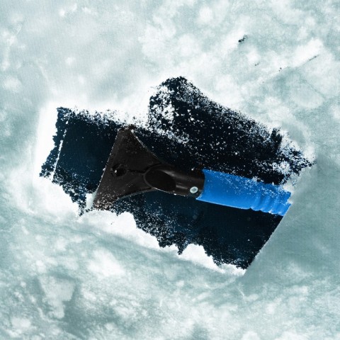 Щетка-сметка для снега со скребком, мягкая рукоятка, 425 мм Сибртех