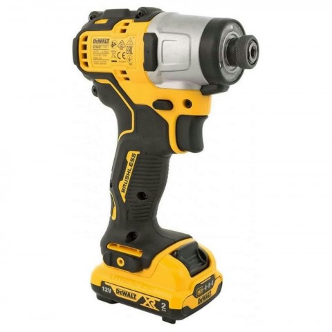 Аккумуляторный шуруповёрт DeWALT 12V XR DCF801D2