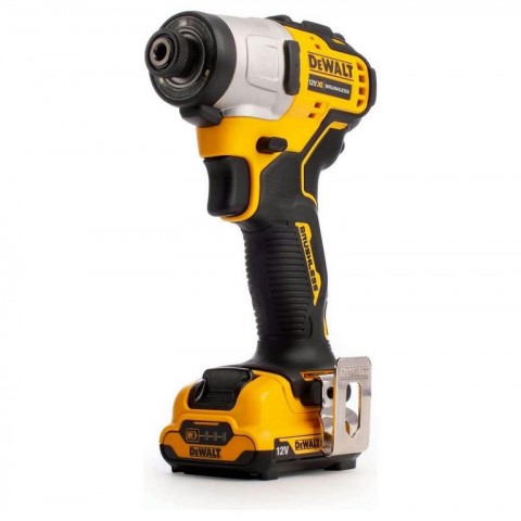 Аккумуляторный шуруповёрт DeWALT 12V XR DCF801D2