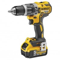 Аккумуляторная дрель-шуруповерт DeWALT "XR" DCD796P2