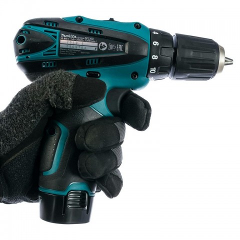 Аккумуляторная дрель-шуруповёрт Makita DF330DWE