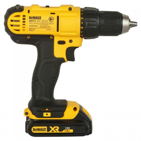 Аккумуляторная дрель-шуруповерт DeWALT "XR" 18V Li-ion DCD771S2