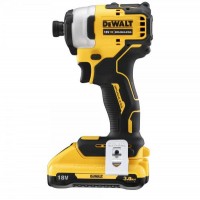 Шуруповерт аккумуляторный 18 В XR BL DeWalt DCF809L2T